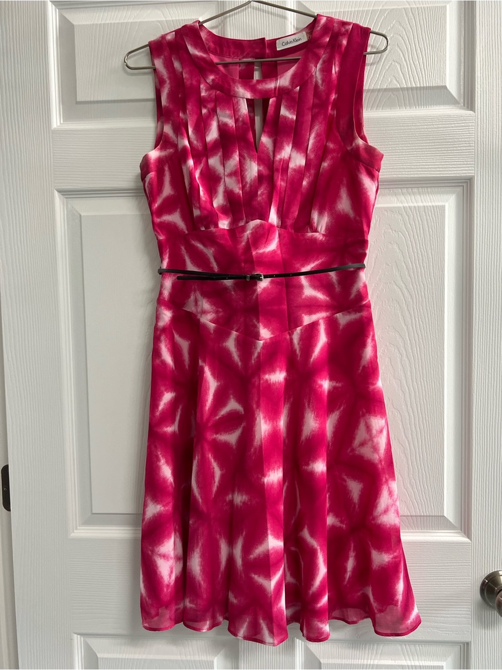 Calvin Klein Pink/White Tie Dye Fit & Flare Pleated Belted Dress - Size 6 - VGUC